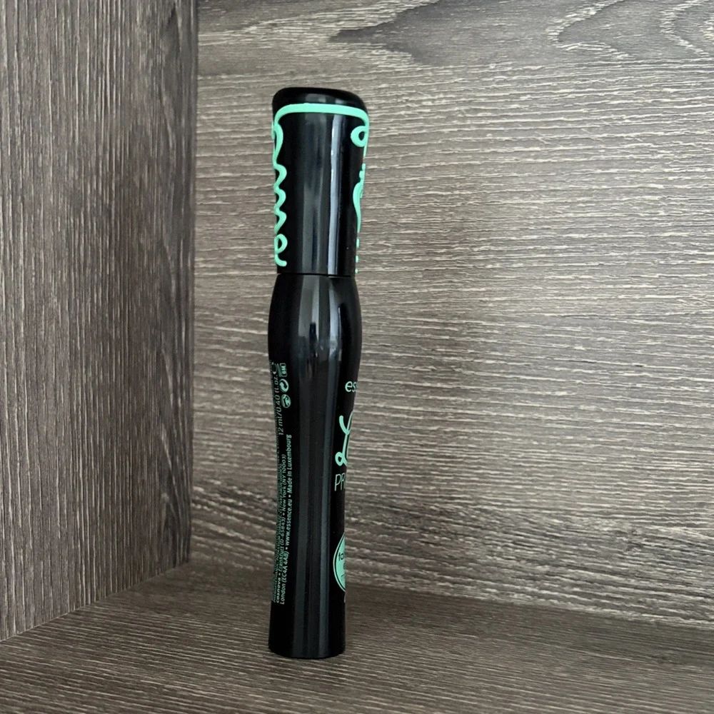 ❤️$5 NWT Essence Lash Princess False Lash Effect Mascara 12ml